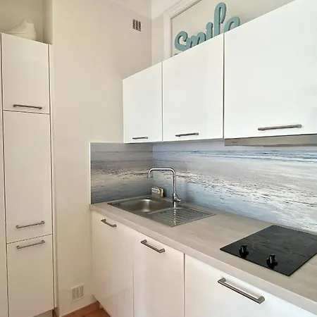 Apartament Promenade Des *
