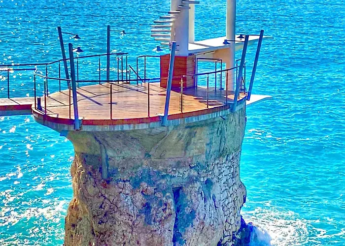 Promenade Des Apartment *